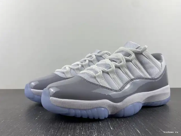 Kickmax 11 AV2187-140 Jordan Air Grey Low Cement 0420